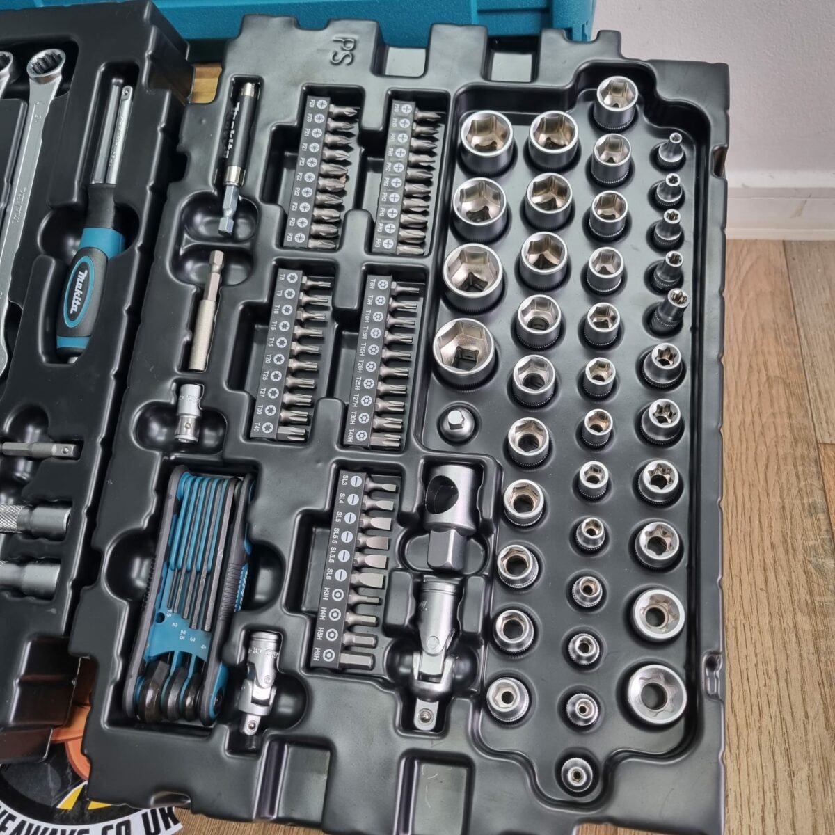 Makita 120 Piece Maintenance kit in MAKPAC #8 - Image 3