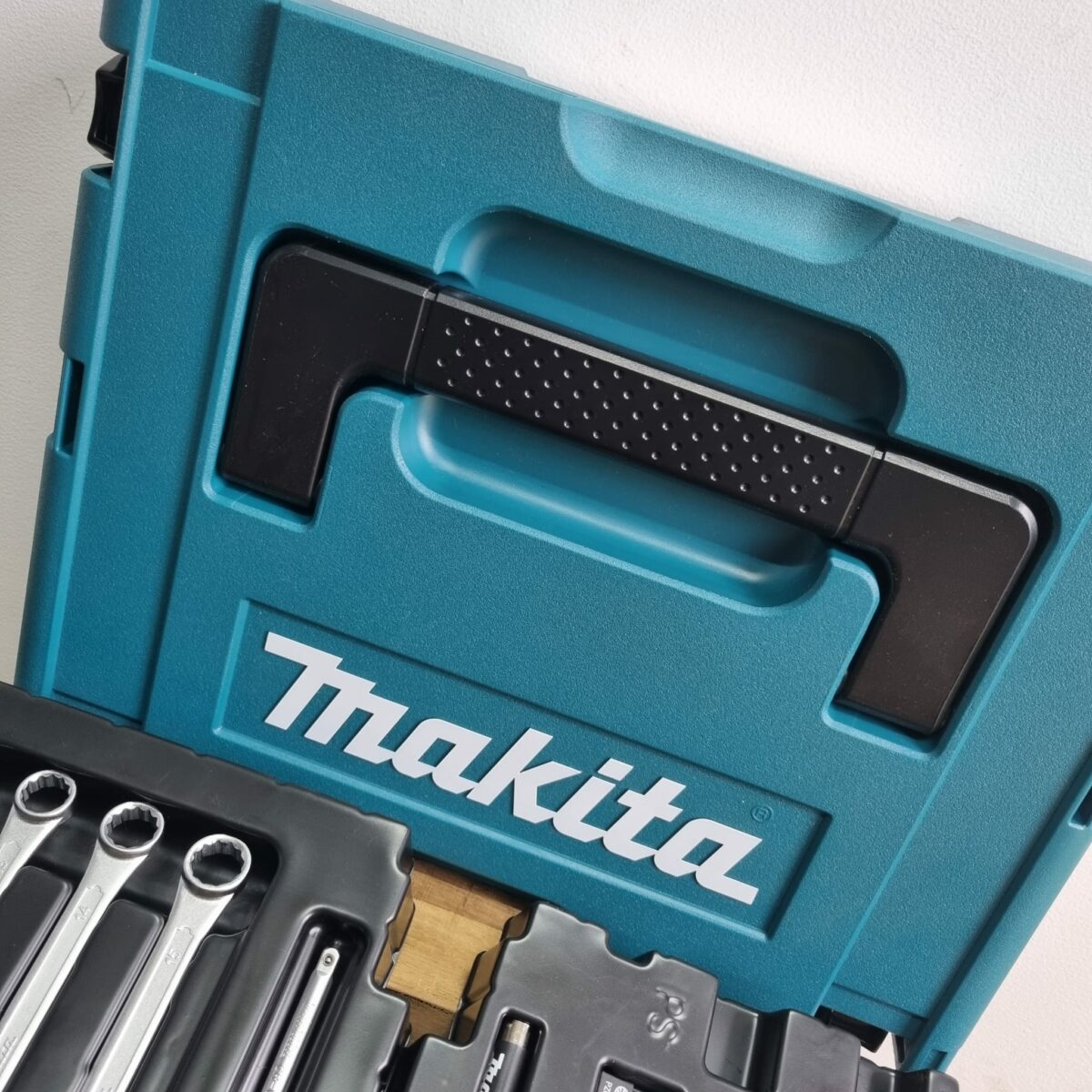 Makita 120 Piece Maintenance kit in MAKPAC #8 - Image 4