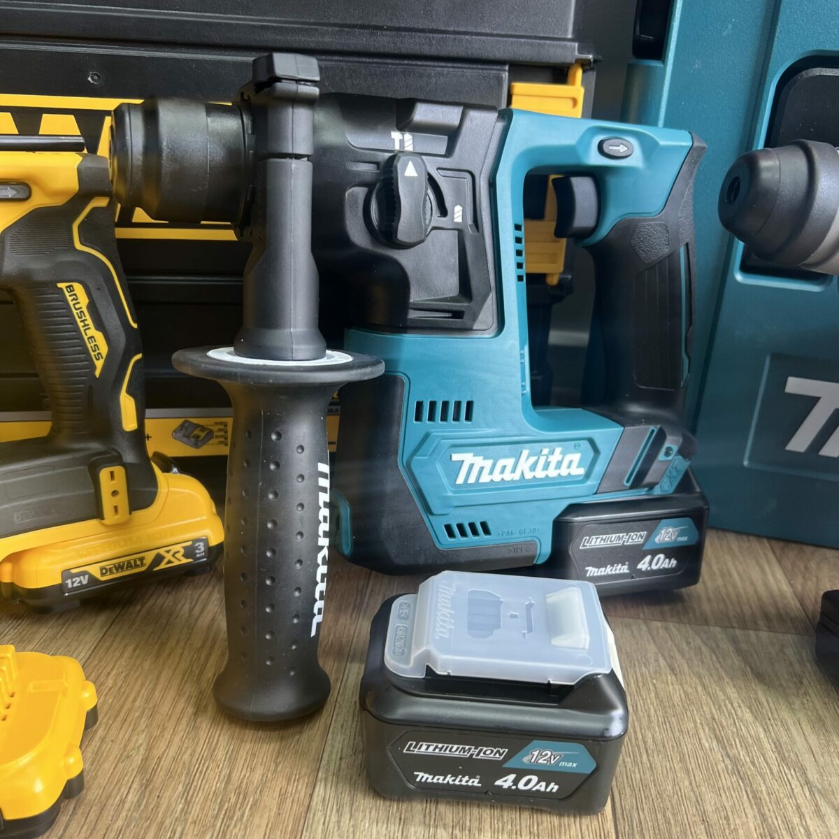 12v Compact SDS+ Hammer Drill Kit - Image 3