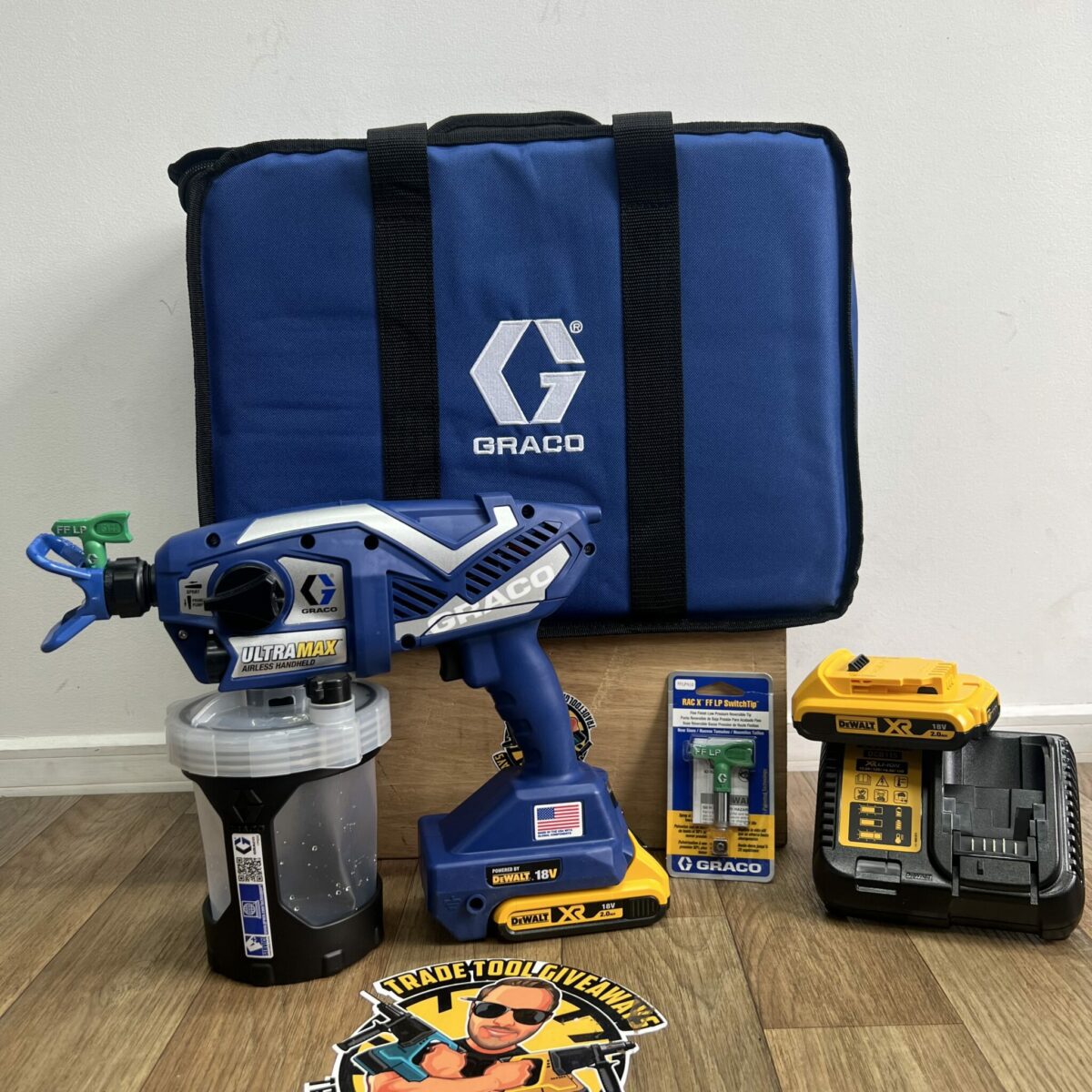 Graco UltraMax Airless Handheld Sprayer - Image 2