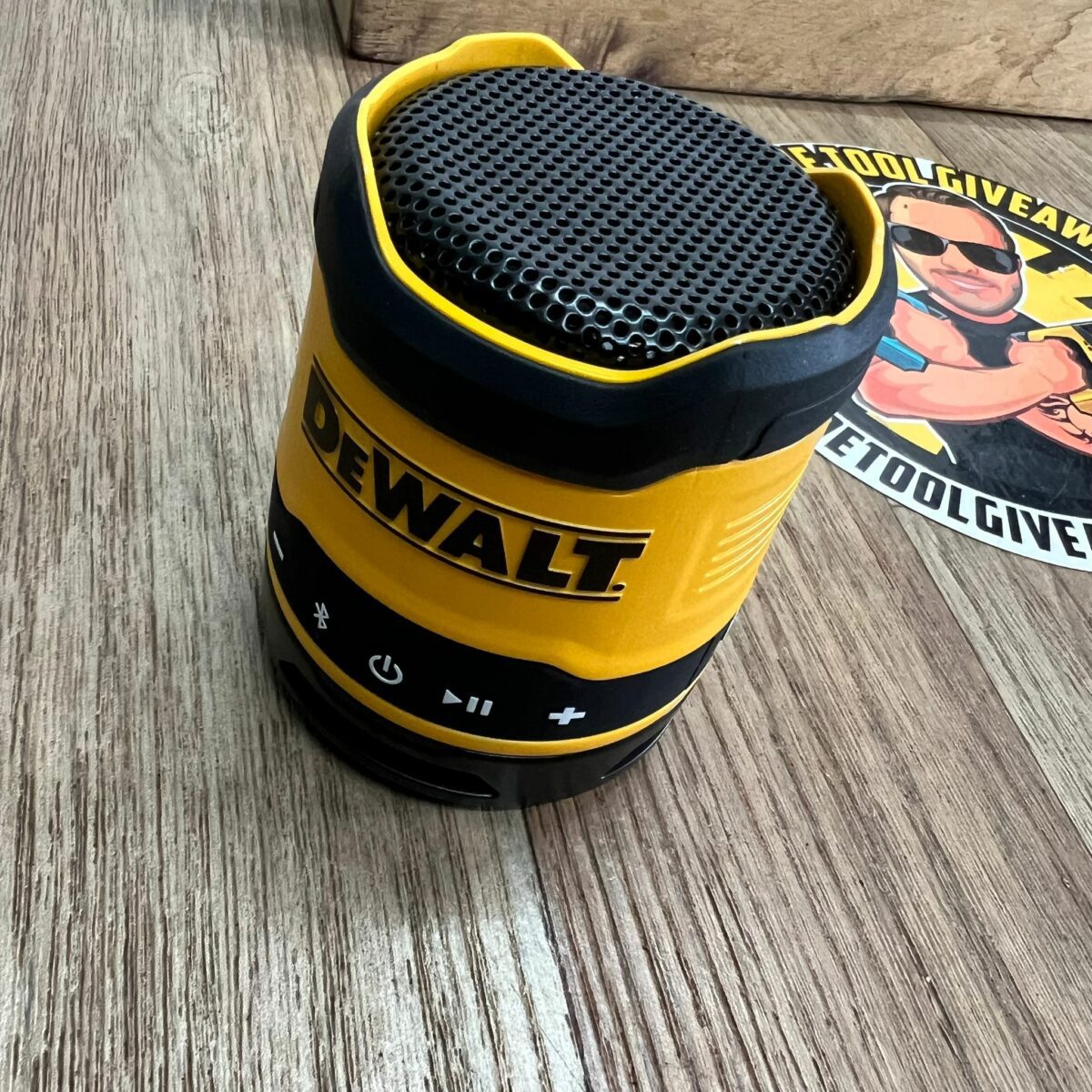 Dewalt DCR009 Rechargeable Bluetooth Speaker #4 - Image 3