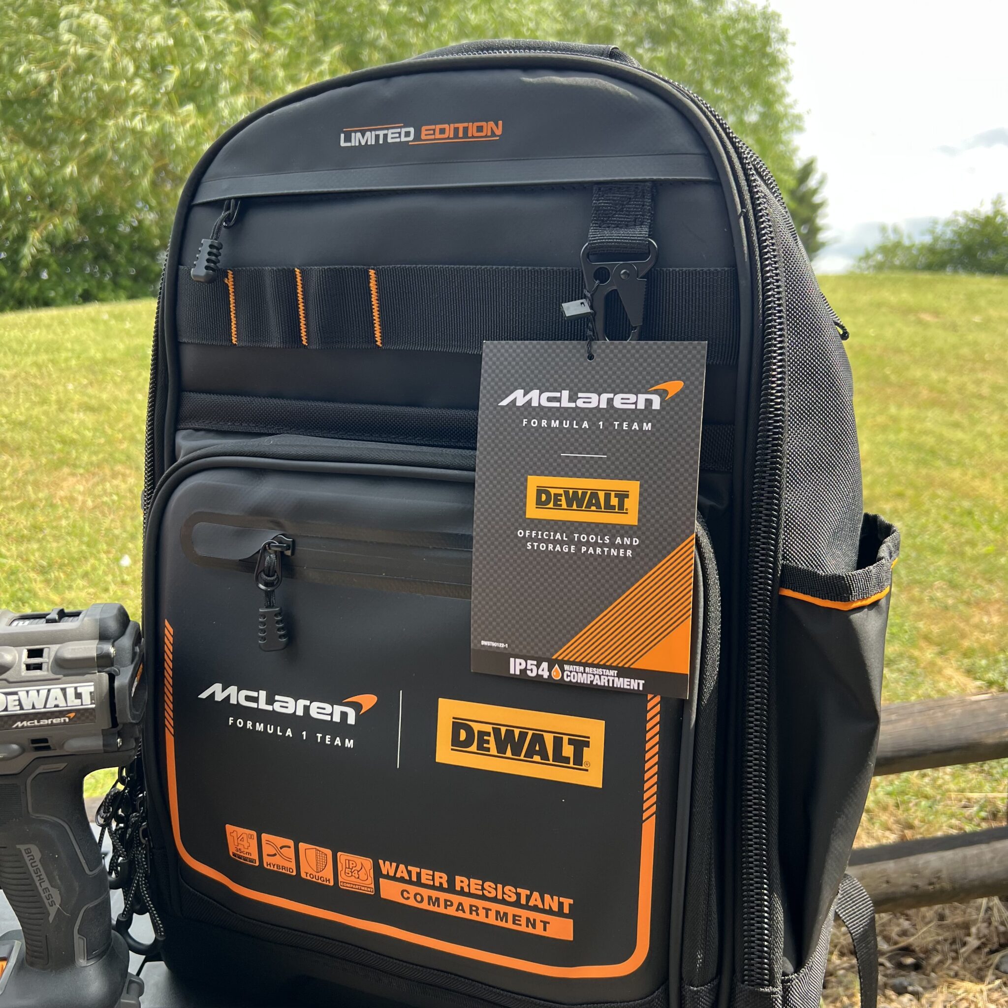 DEWALT MCLAREN F1 TEAM POWERSTACK BRUSHLESS CORDLESS TWIN KIT! – PITSTOP  PRIZES