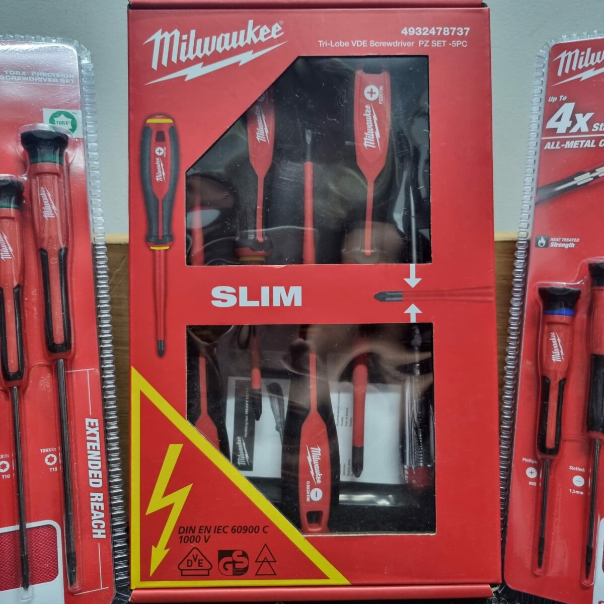 Milwaukee Screwdriver Bundle - Image 3
