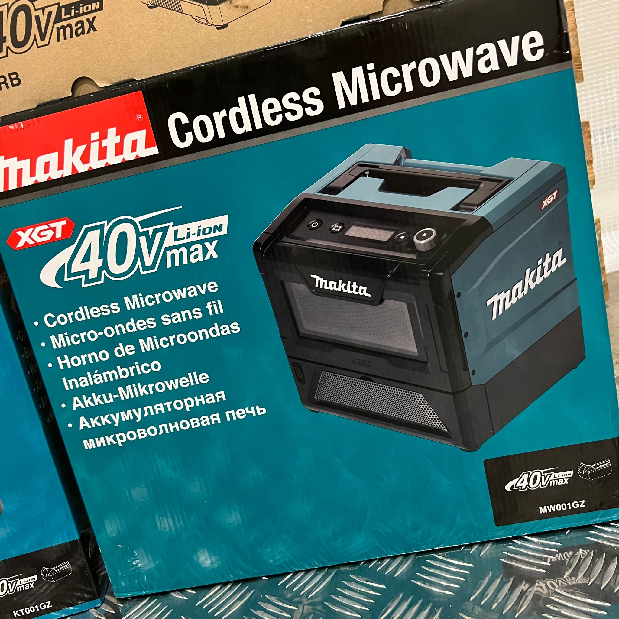 MAKITA MW001GZ