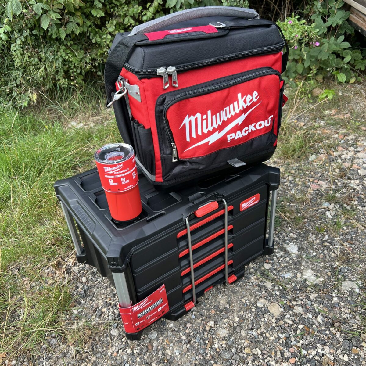 Milwaukee PACKOUT 4 Drawer Tool Box Bundle - Image 6