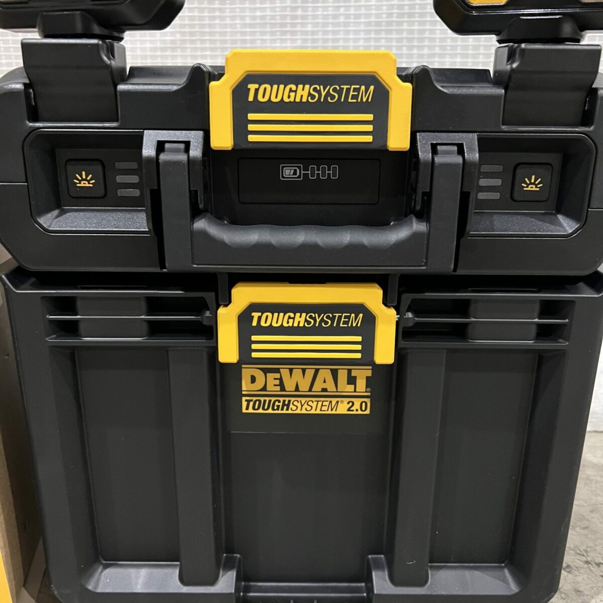 Dewalt ToughSystem 2.0 Task Light & Case - Image 3