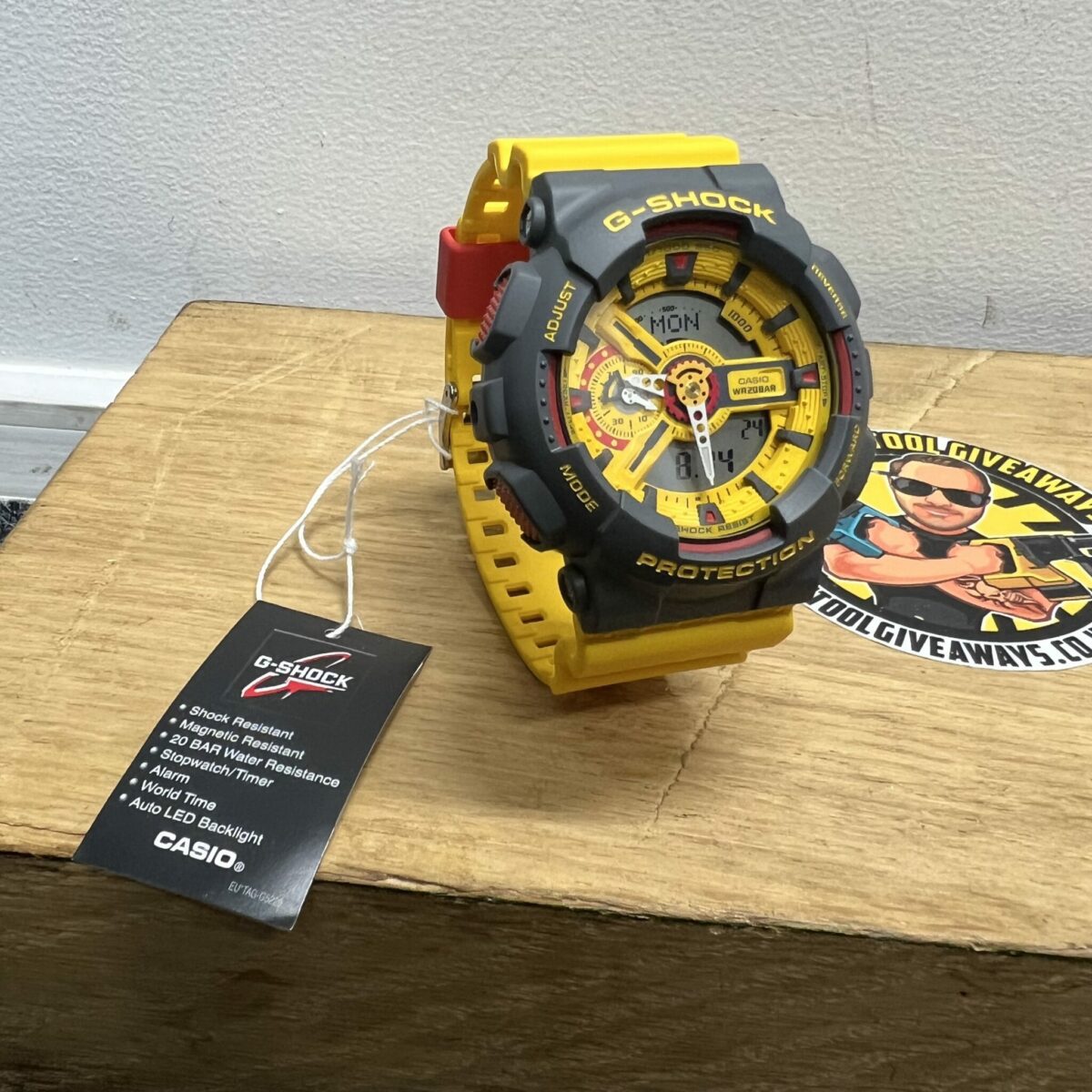 Dewalt Flexvolt 6ah Battery & G-SHOCK Watch #2 - Image 3