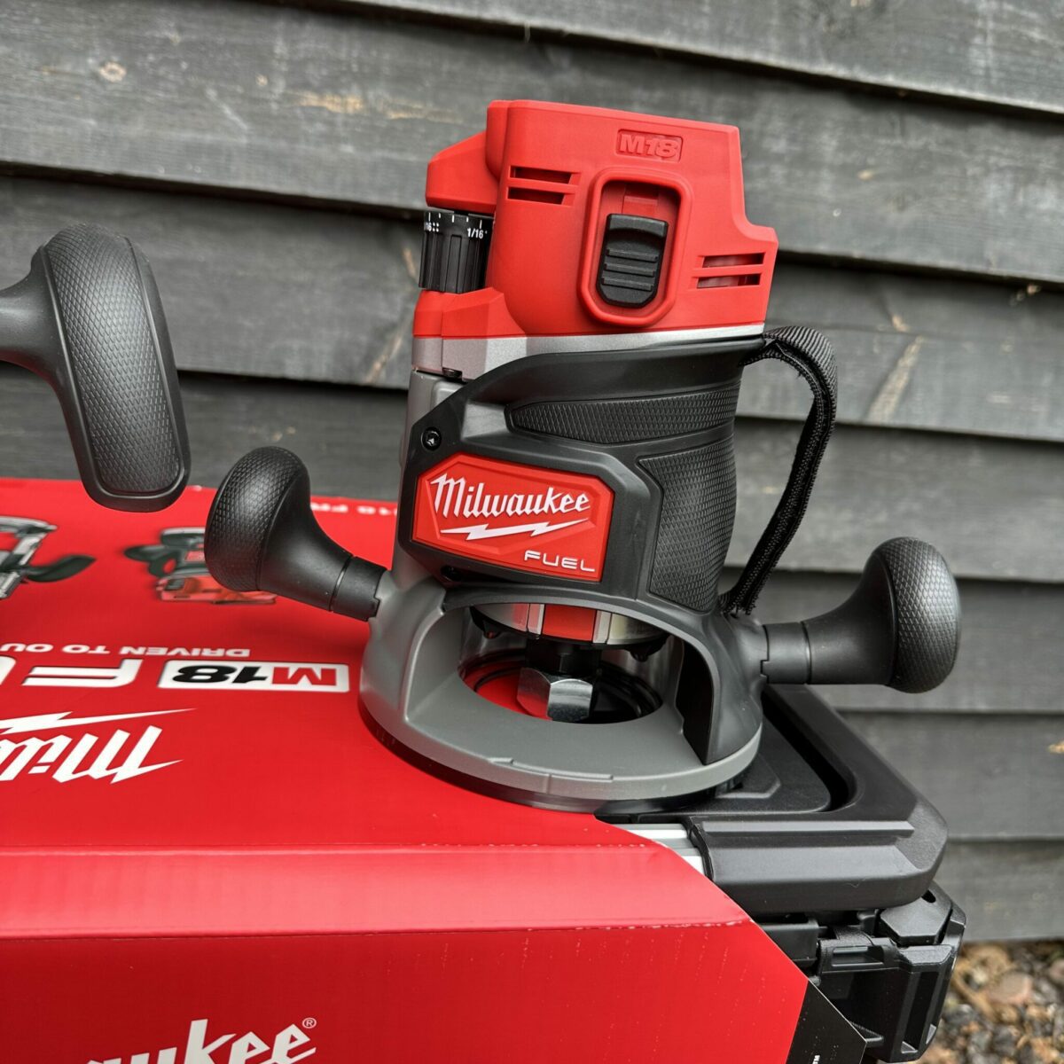 Milwaukee 18v 1/2" Router Kit - Image 3