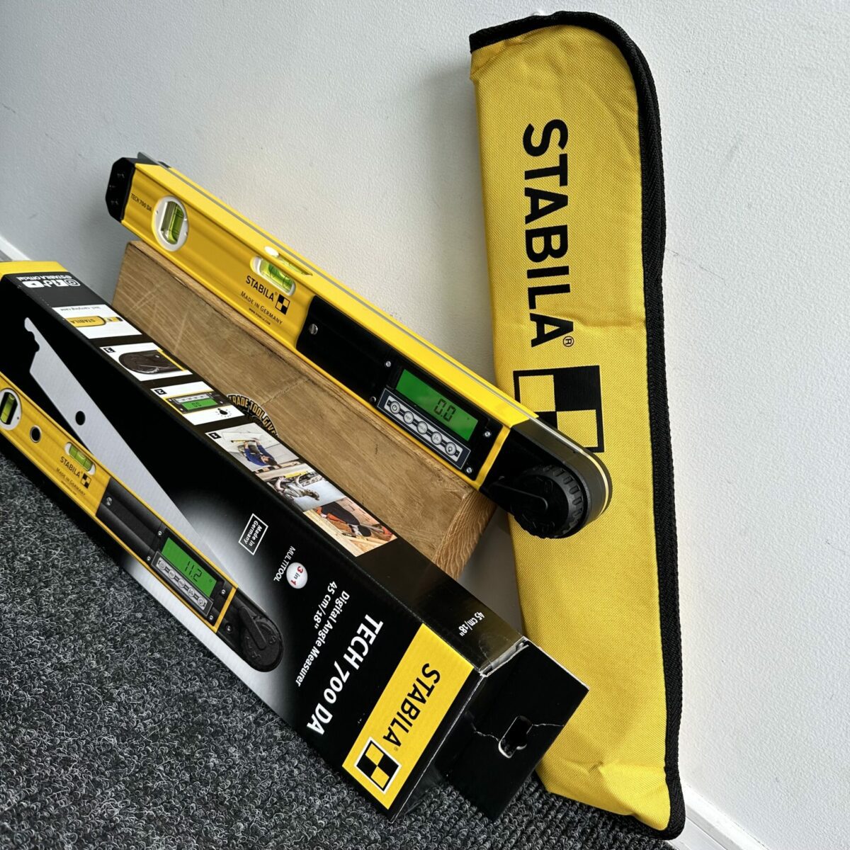Stabila STB-TECH700-45 Digital Electronic Angle Finder - Image 4