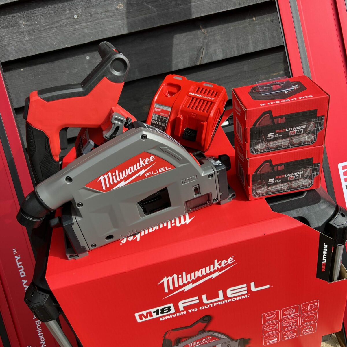 Milwaukee M18FPS55 18V Plunge Saw & Rail Kit #6 - Image 2