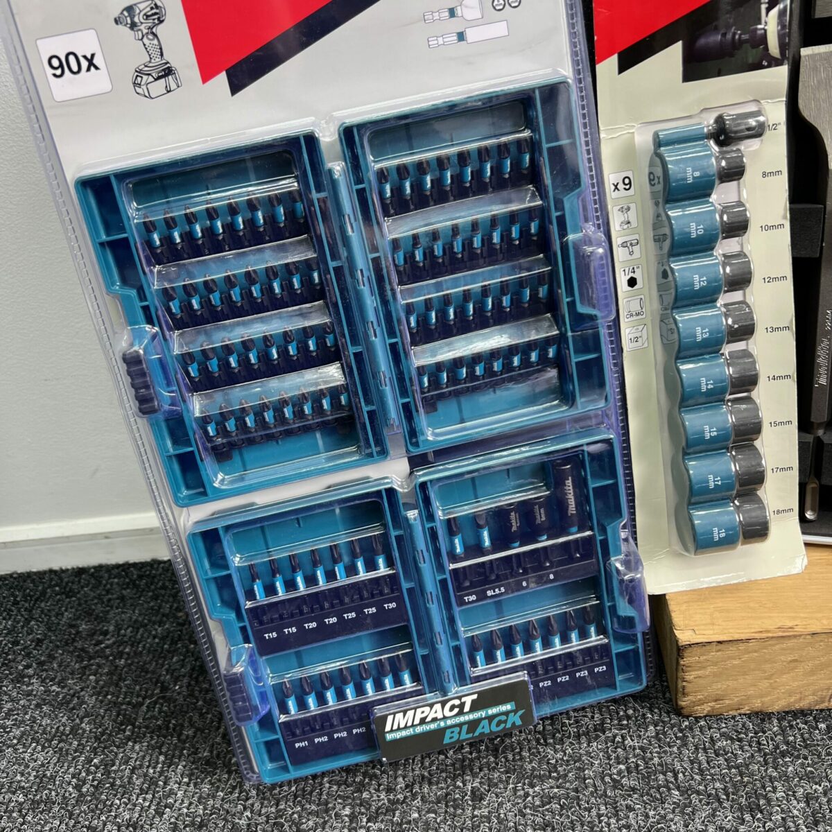 Makita Chisel, Socket & Bit Set - Image 2
