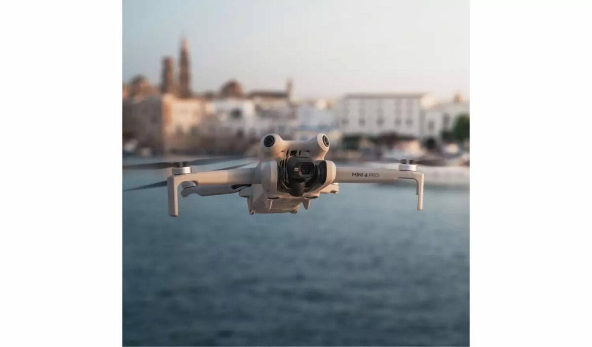 DJI Mini 4 Pro Fly More Combo Drone - Image 8