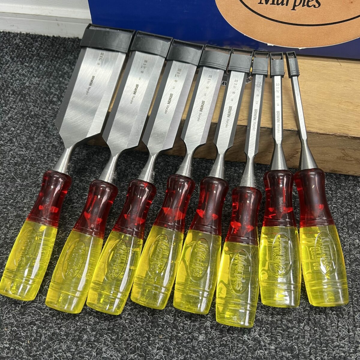 Irwin Marples Chisels & Estwing Hammer Bundle - Image 2