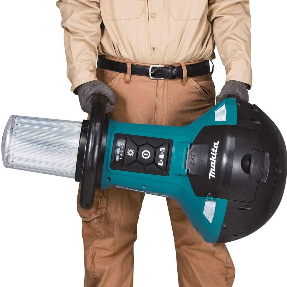 Makita DML810 18v 240v Site Light Inc FREE Makita Torch