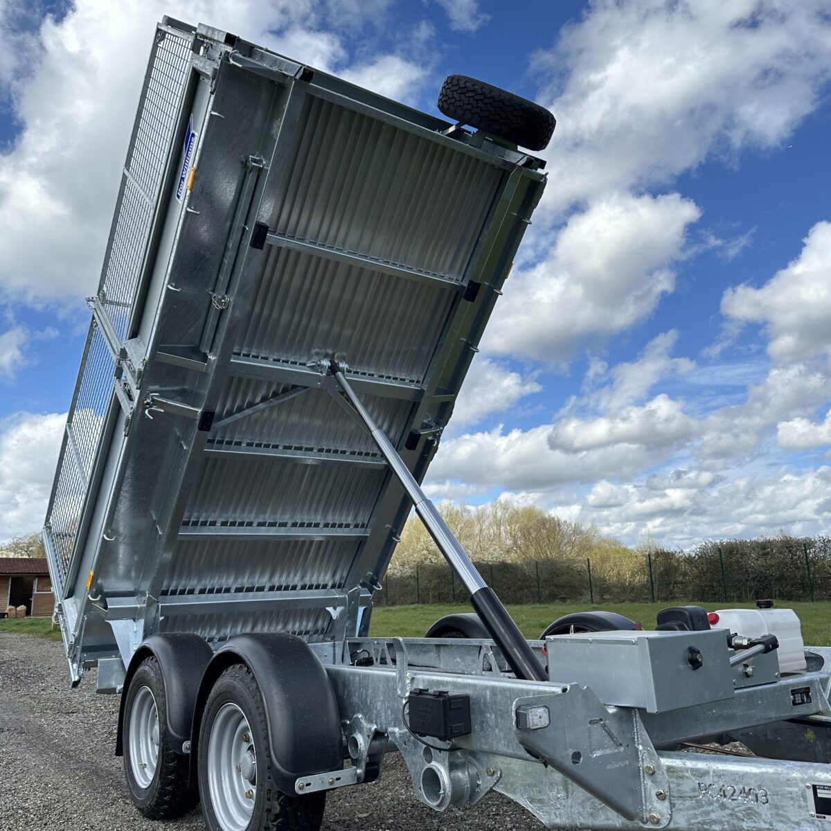 Low Odds - Ifor Williams TT3017 Electric Tipper Trailer + Instant Wins - Image 6