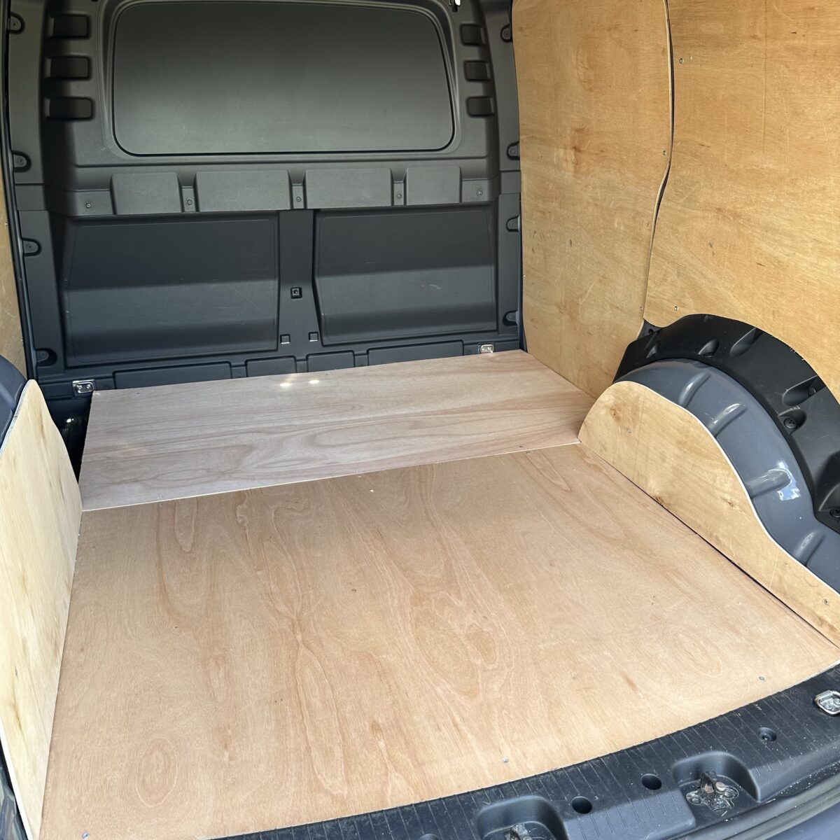 2022 Volkswagen Caddy + 1000 Instant Wins - Image 10