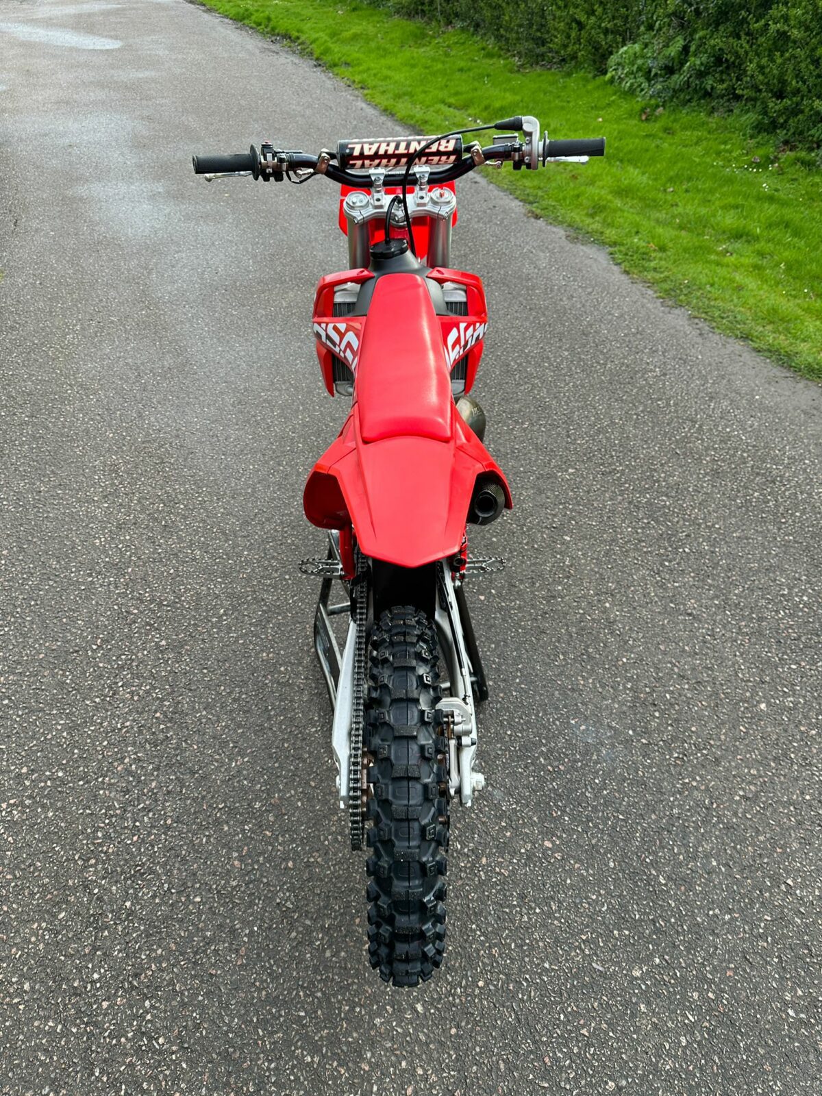 2023 GasGas MC85 Big Wheel Motocross Bike - Image 6