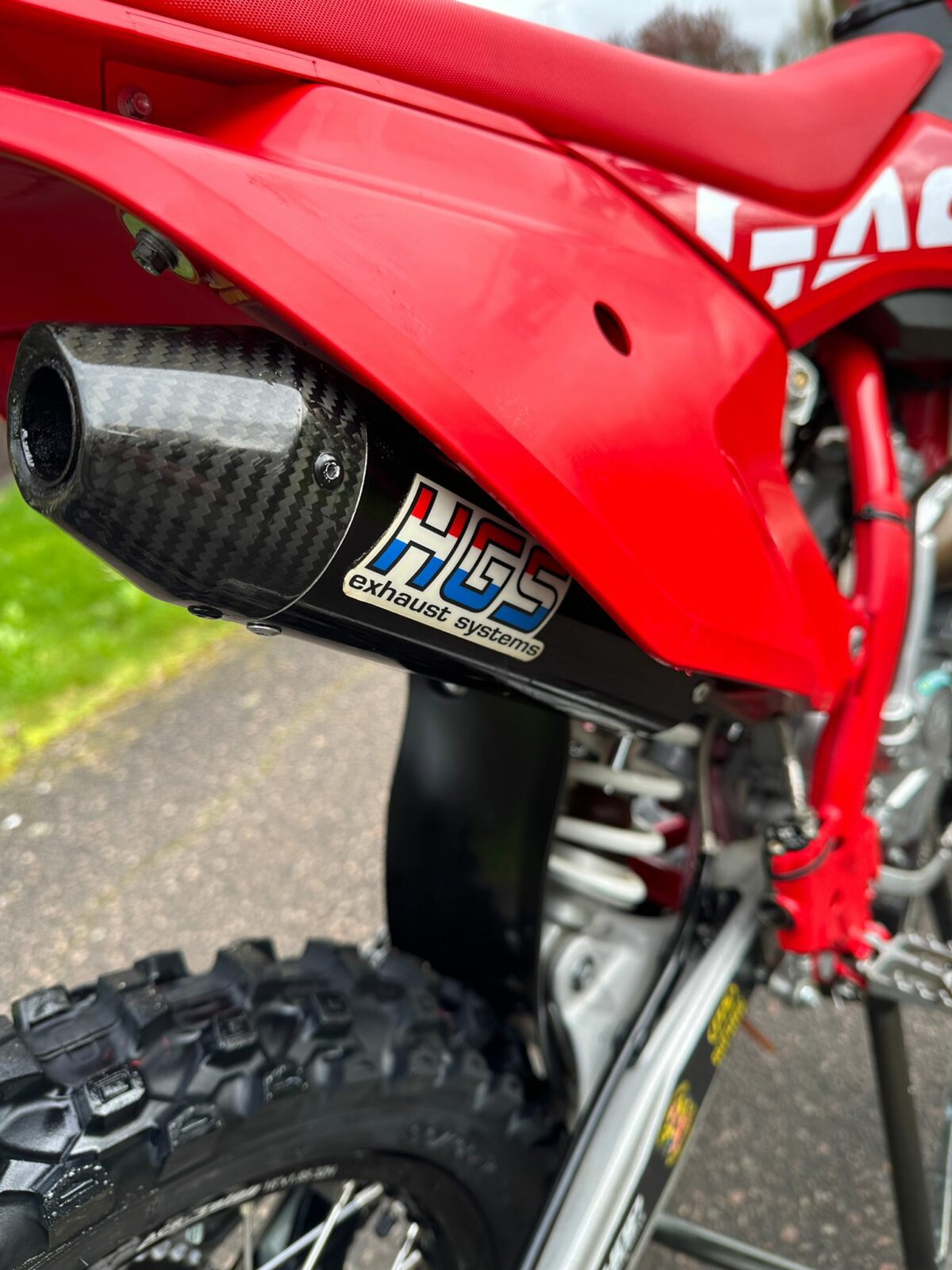 2023 GasGas MC85 Big Wheel Motocross Bike - Image 10