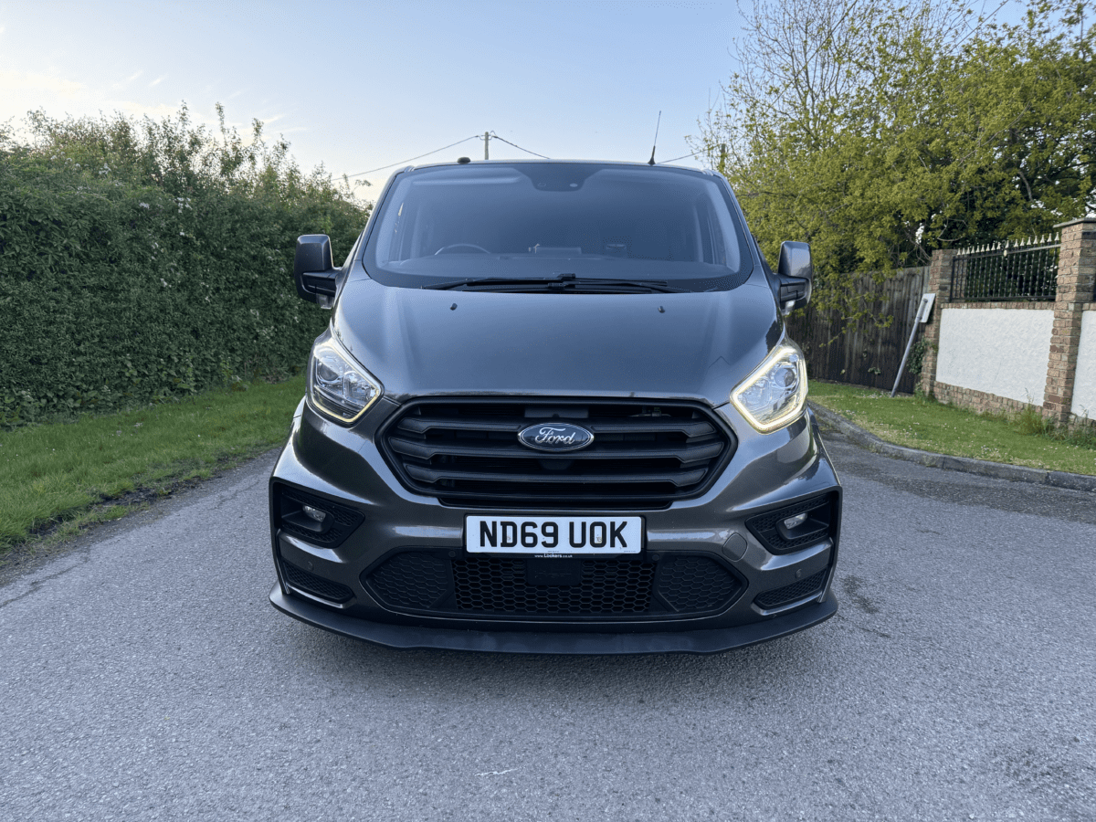 2019 Ford Transit Custom MS-RT Crew Van + 1000 Instant Wins - Image 4
