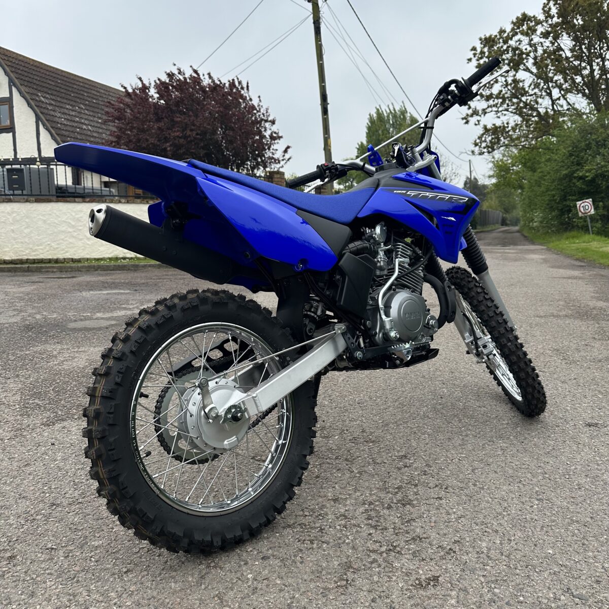 2024 Yamaha TTR 125 - Racing Blue - Image 6