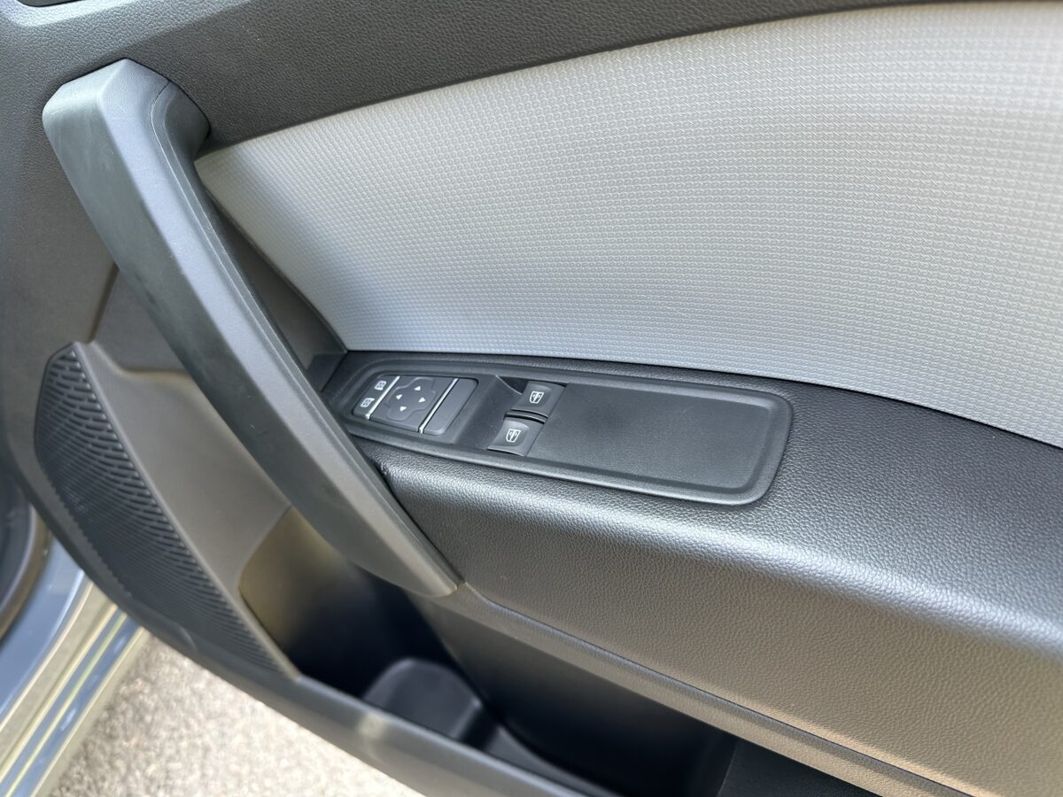 Brand New 2024 Renault Kangoo + 1000 Instant Wins - Image 10