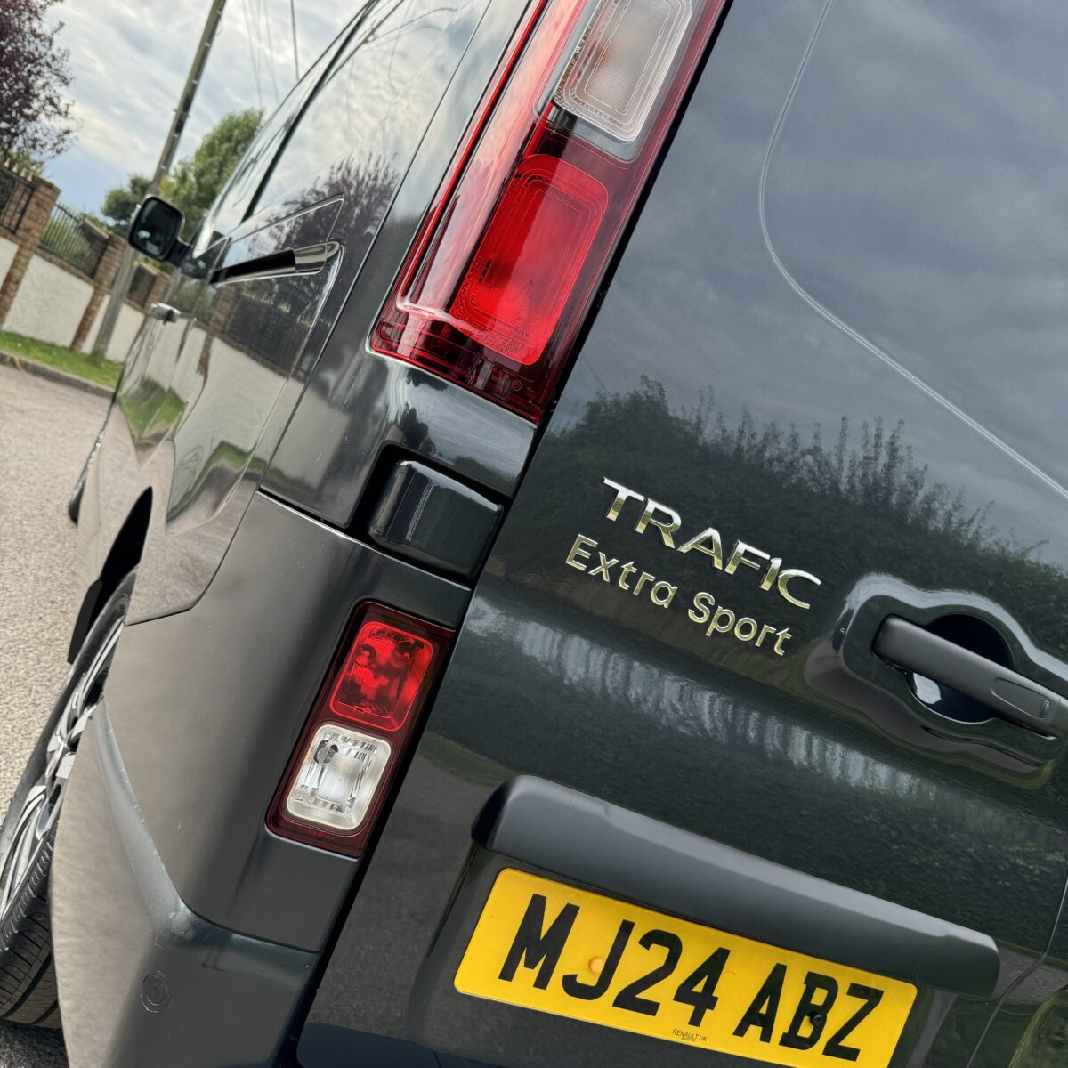 Win 500 Tickets into Our 2024 Renault Trafic Competition #2 - Image 4