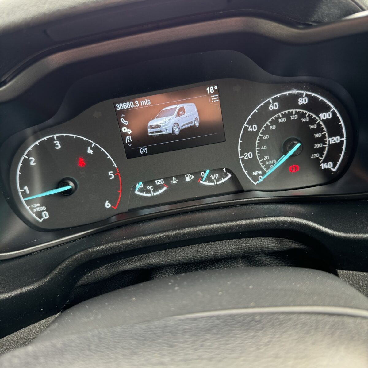 2020 Ford Transit Connect + £4k Dewalt Tool Bundle + £1000 Cash - Image 17