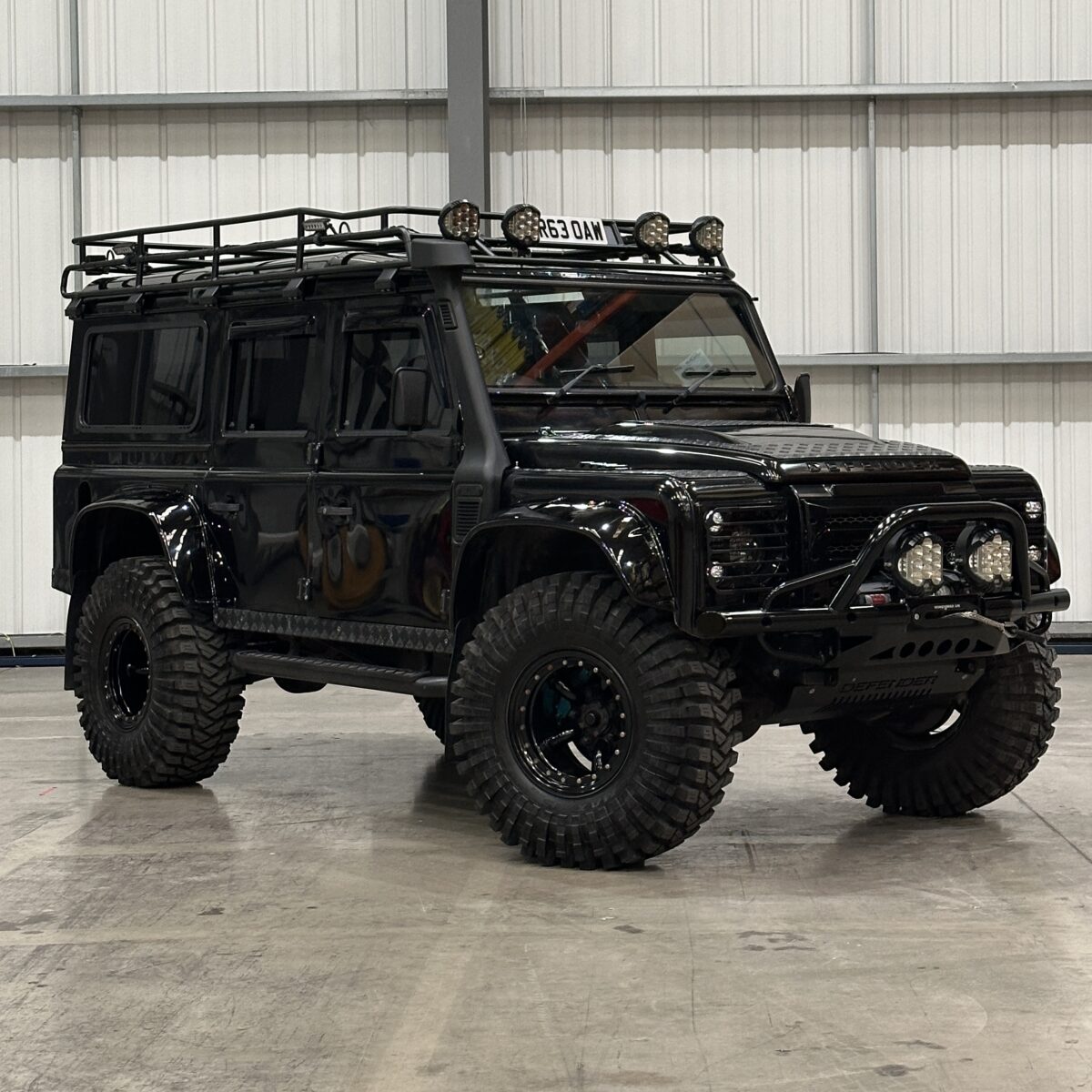 Land Rover Defender 110 2.2 XS TD D/C 4WD - Top Spec - Image 20