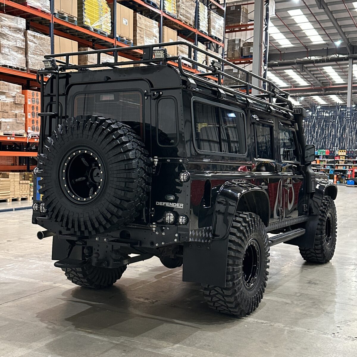 Land Rover Defender 110 2.2 XS TD D/C 4WD - Top Spec - Image 11