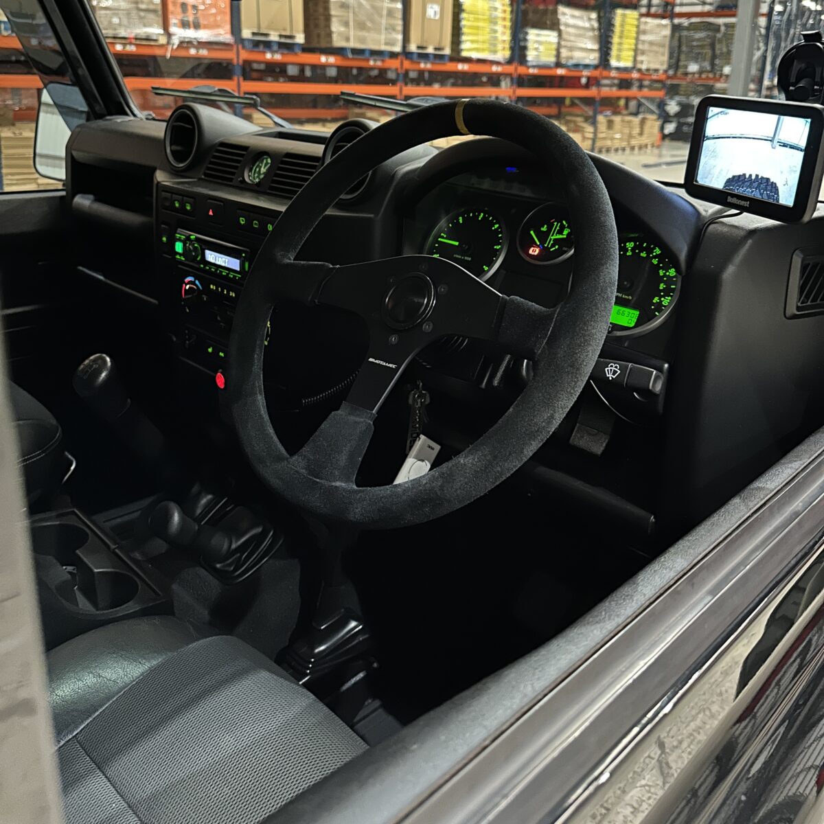 Land Rover Defender 110 2.2 XS TD D/C 4WD - Top Spec - Image 7