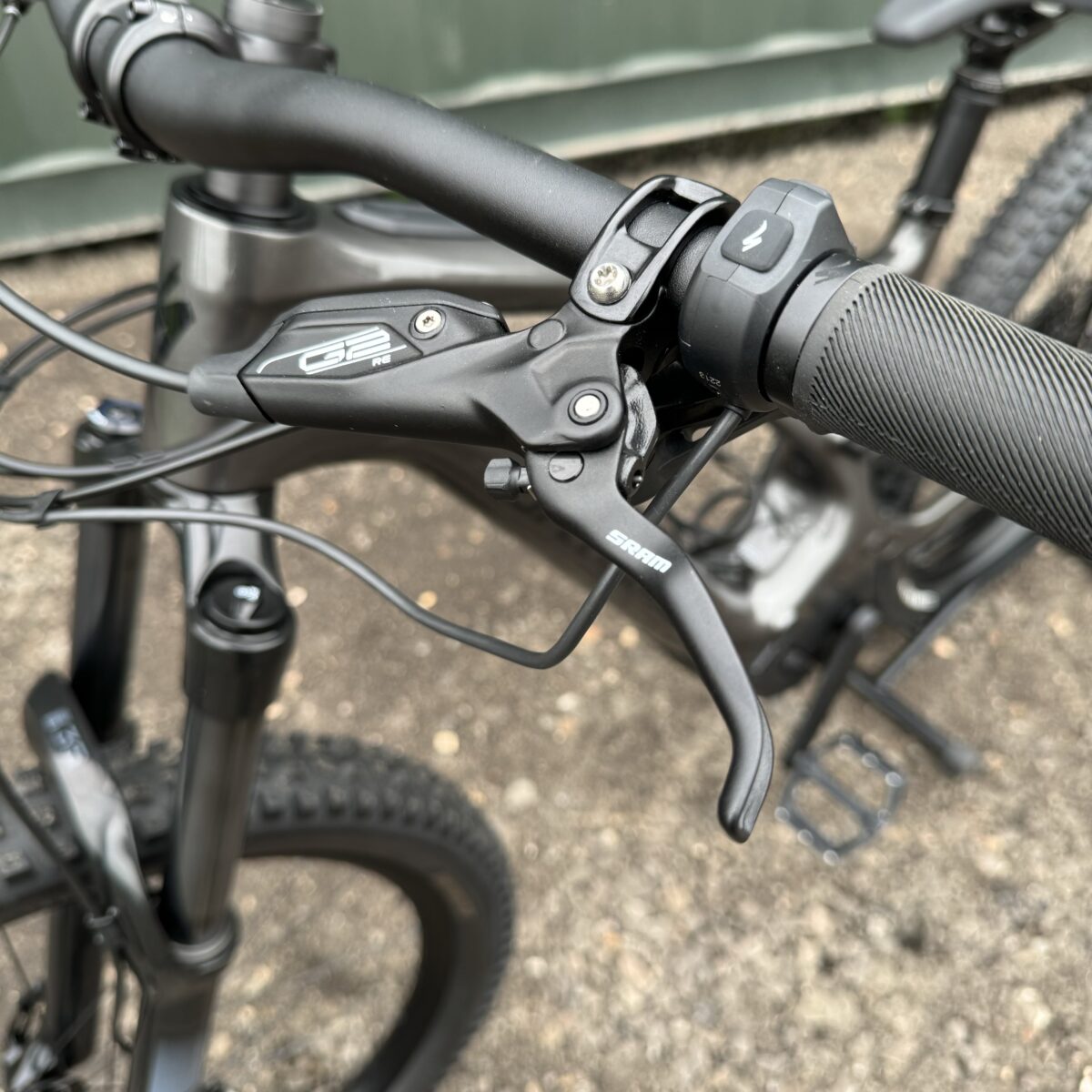 Specialized Turbo Levo Carbon Smoke/Black Electric Bike - Image 13