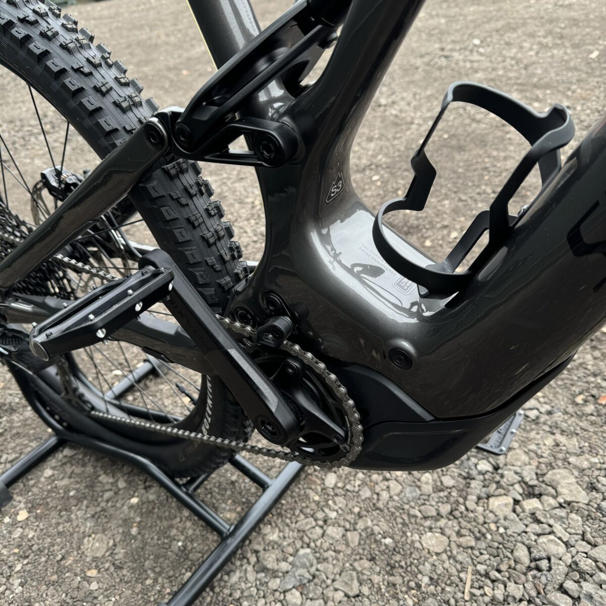Specialized Turbo Levo Carbon Smoke/Black Electric Bike - Image 15