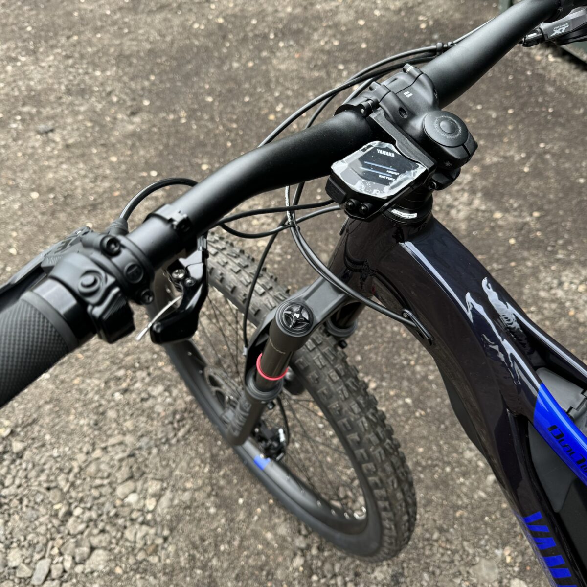 2024 Yamaha YDX-MORO 07 Electric Bike Black/Blue #2 - Image 8