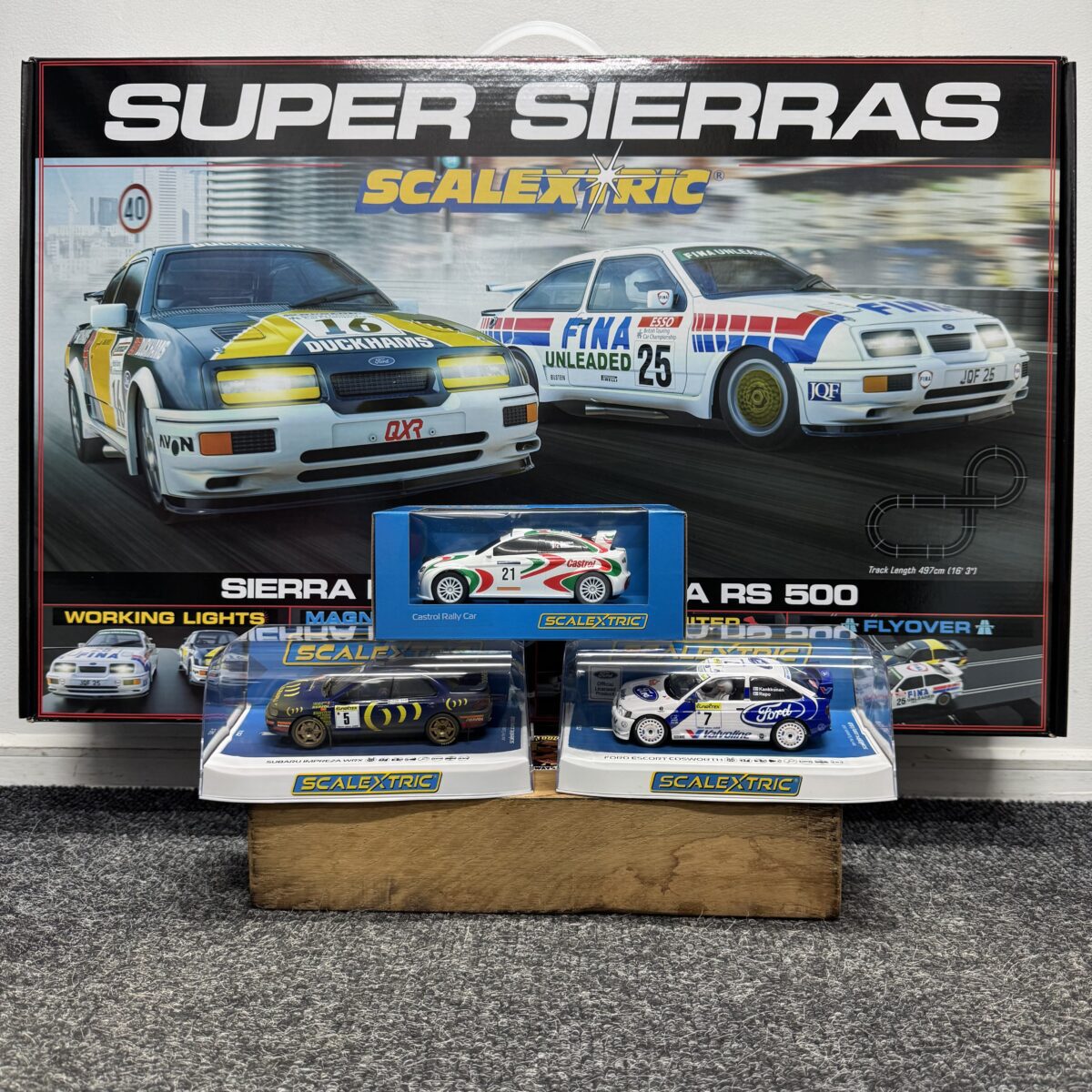 1980s Super Sierras Retro Scalextric Set + 3 Bonus Cars