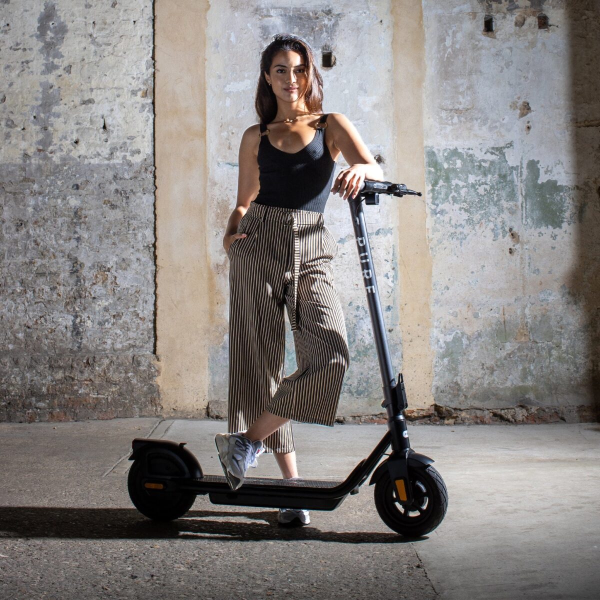 Pure Air4 Electric Scooter - Black #2 - Image 10