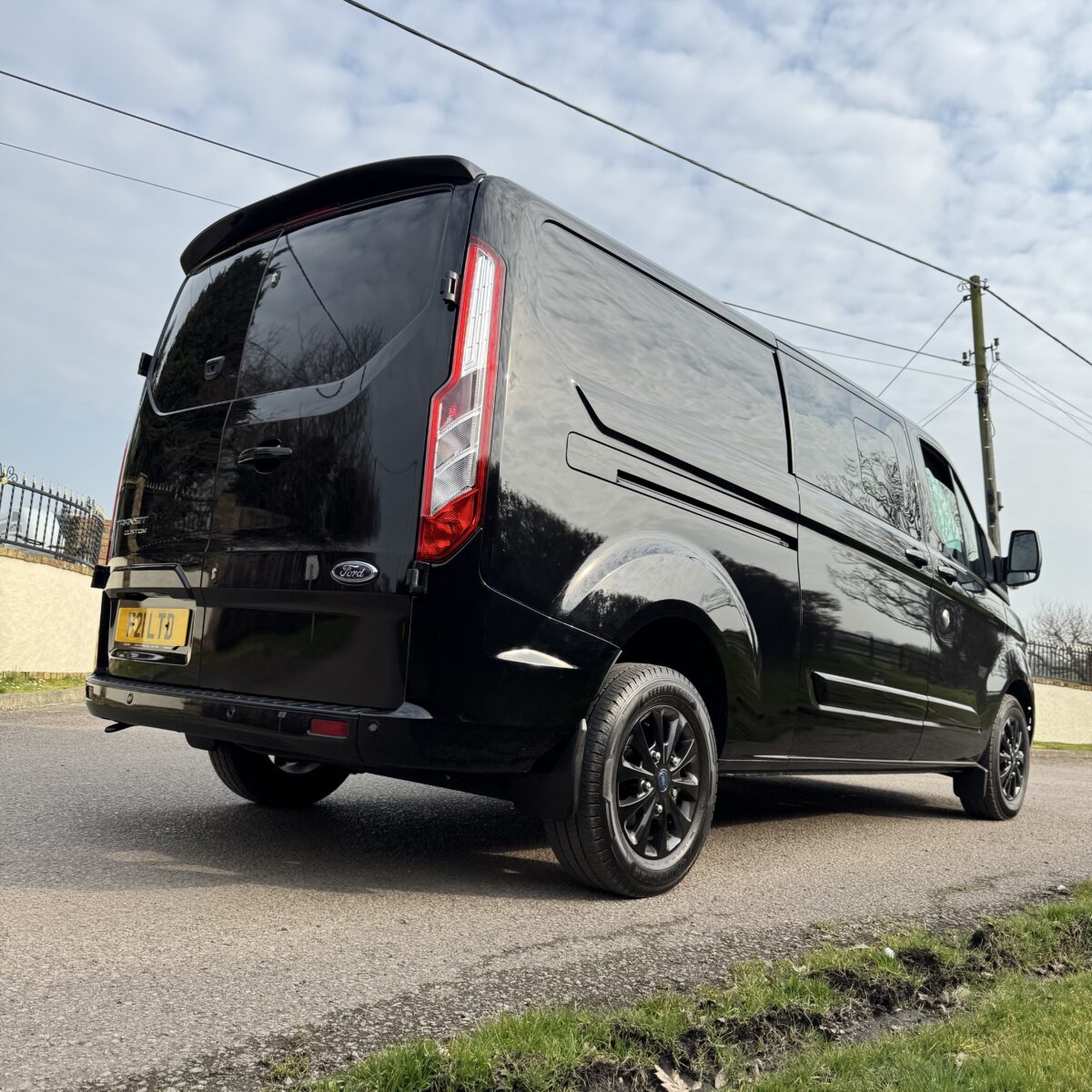 2022 Ford Transit Custom Crew Van + Instant Wins - Image 5
