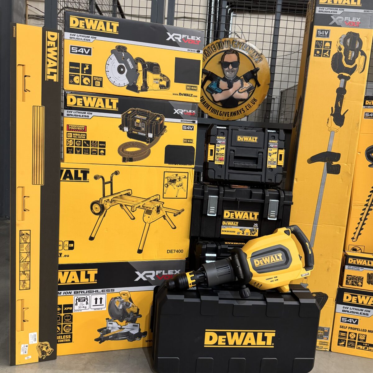 Massive Dewalt Flexvolt Bundle or £5k - Image 2