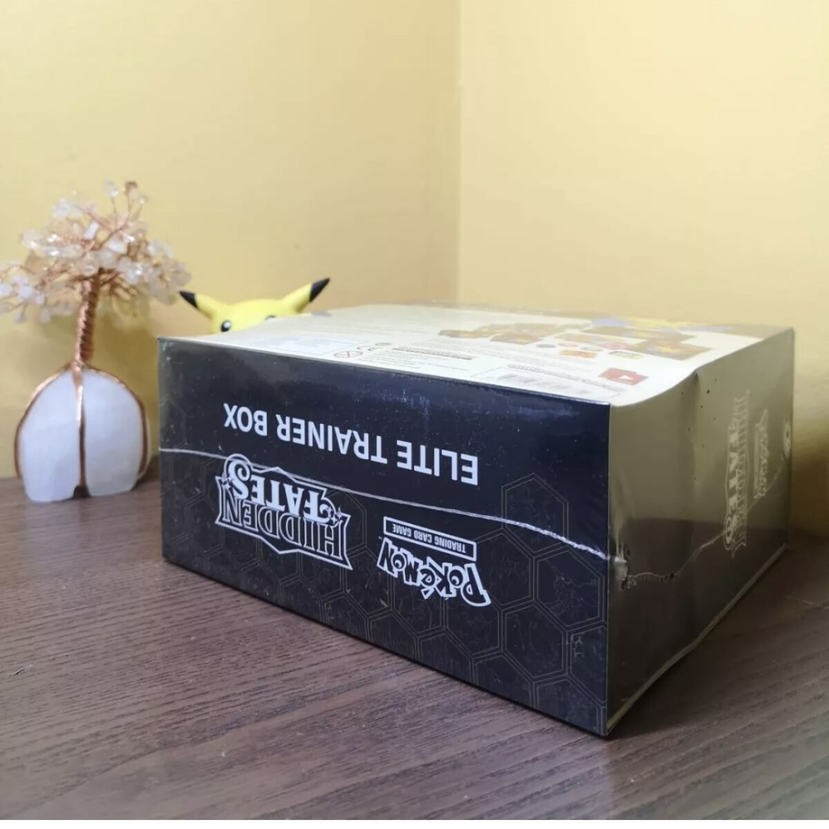 Auto Draw - Hidden Fates Elite Trainer Box - Image 4